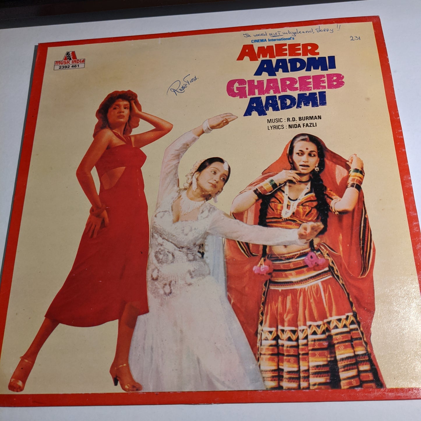 Ameer Aadmi Gareeb Aadmi - R D Burman superhit in Excellent condition