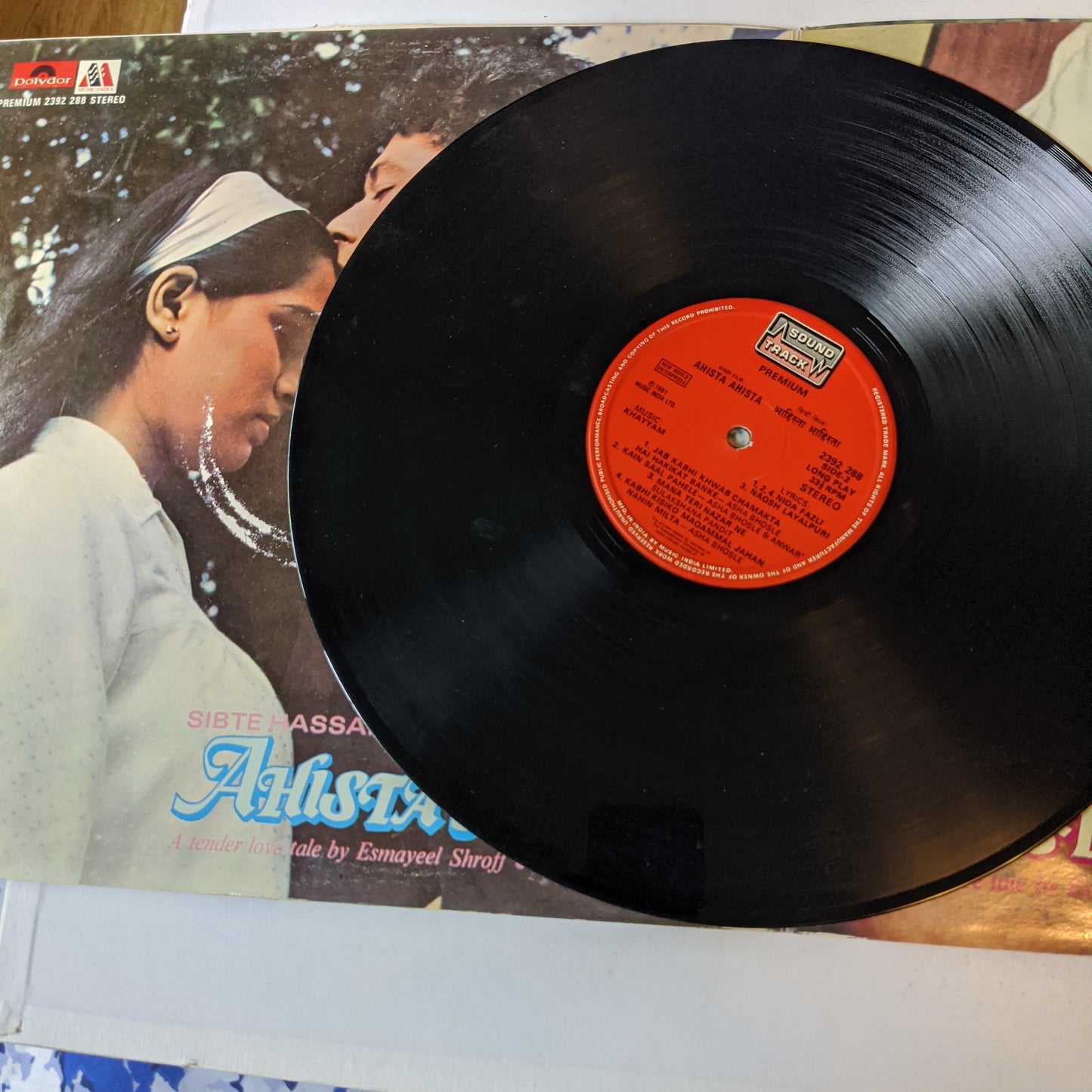 Ahista Ahista - premium stereo Gatefold - Music Khaiyyam In excellent